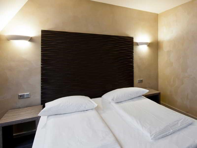 Artim 4* Berlín